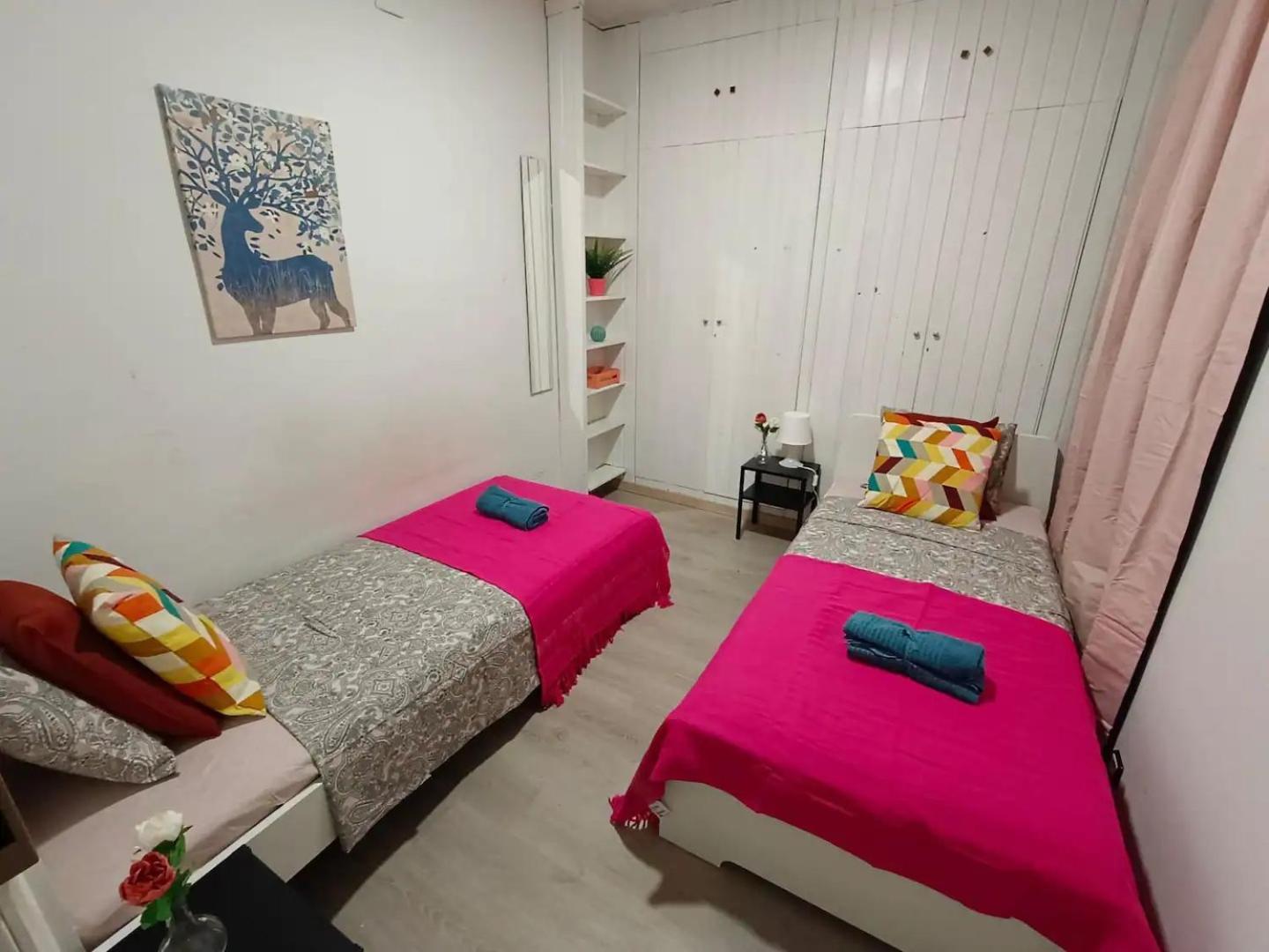 Eixample Private Rooms Barcelona Exterior photo